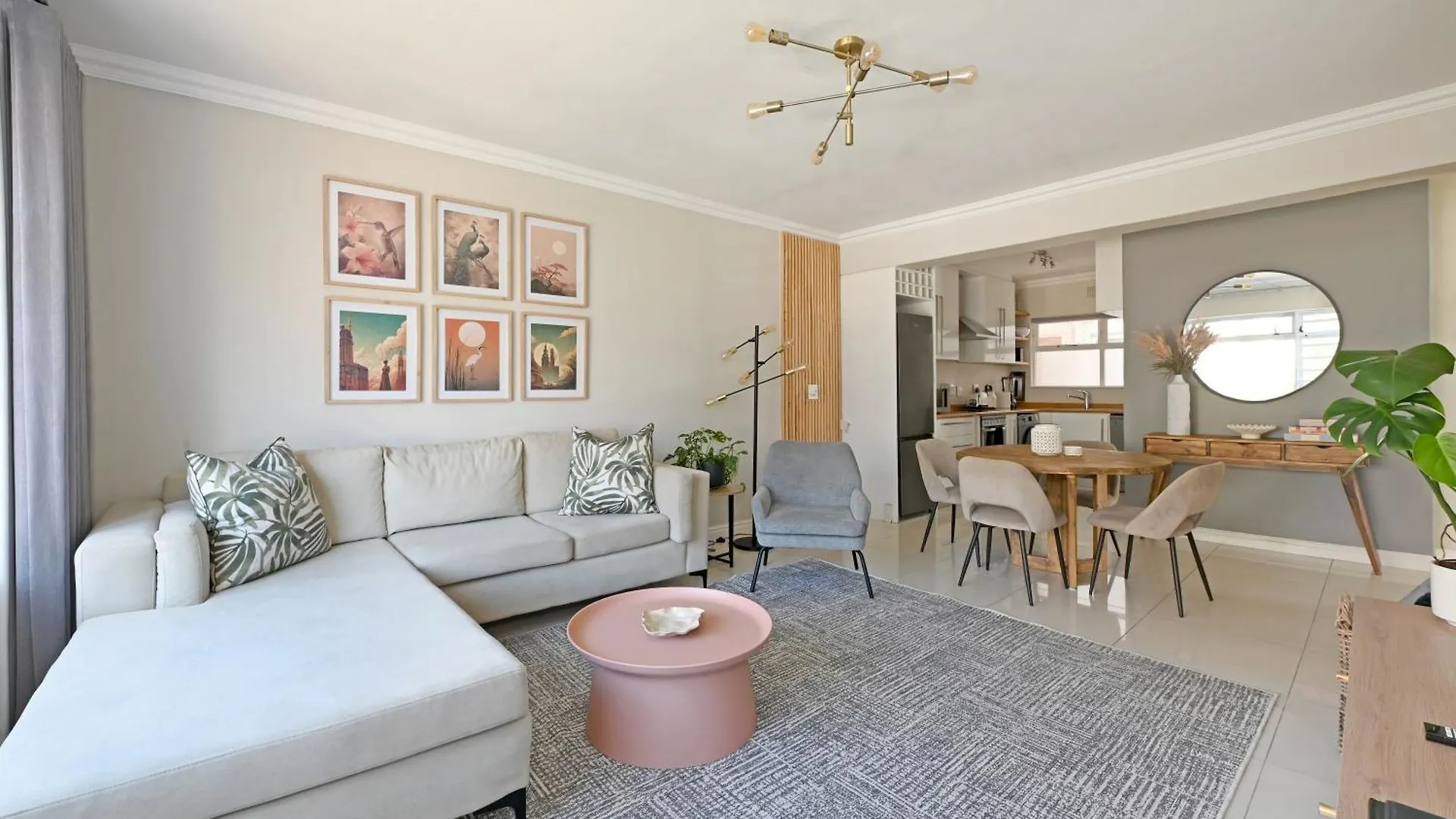 Appartamento Modern Apt With Beautiful Views And Short Walk To Beach Città del Capo