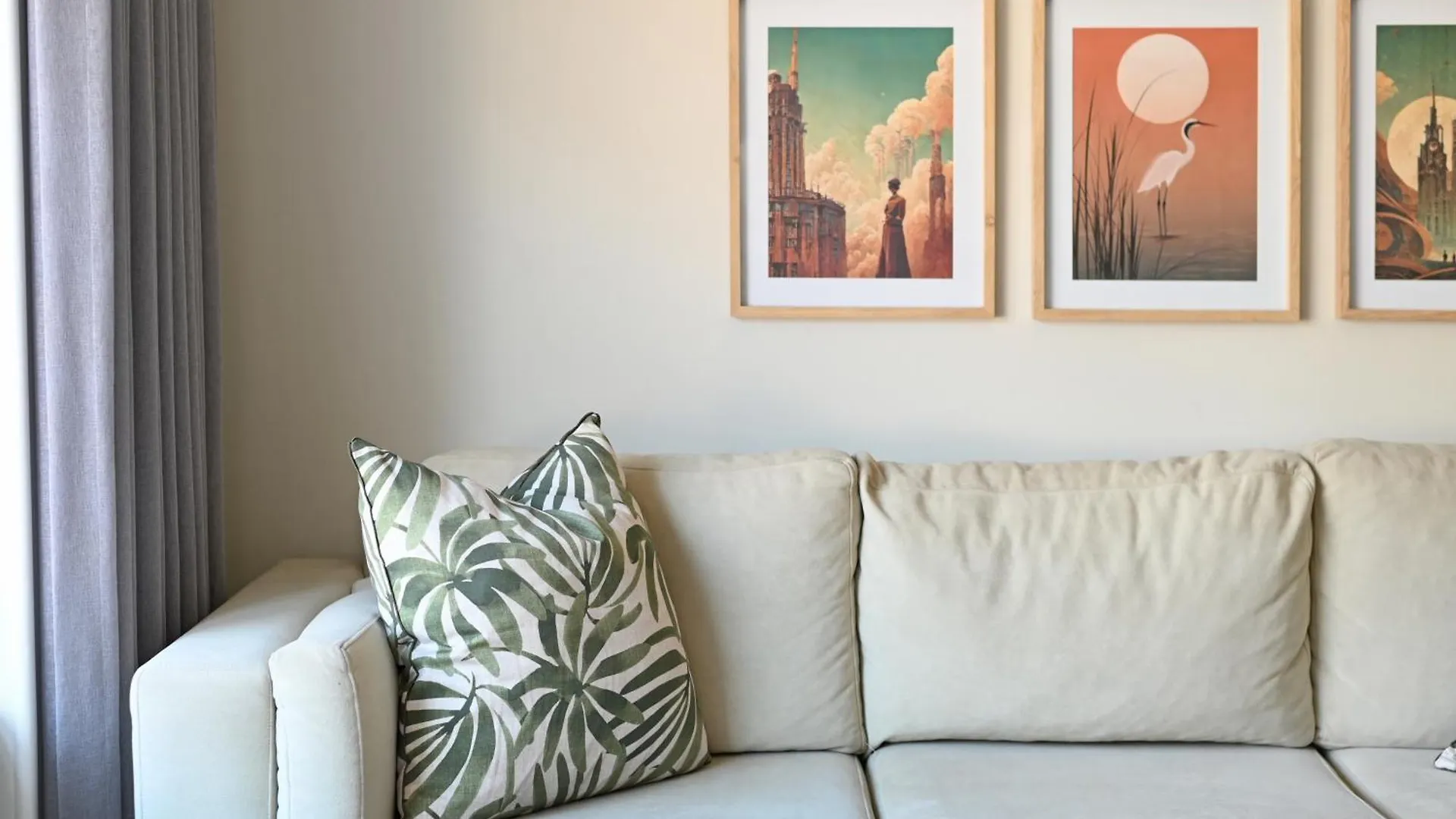 Modern Apt With Beautiful Views And Short Walk To Beach Città del Capo 0*,